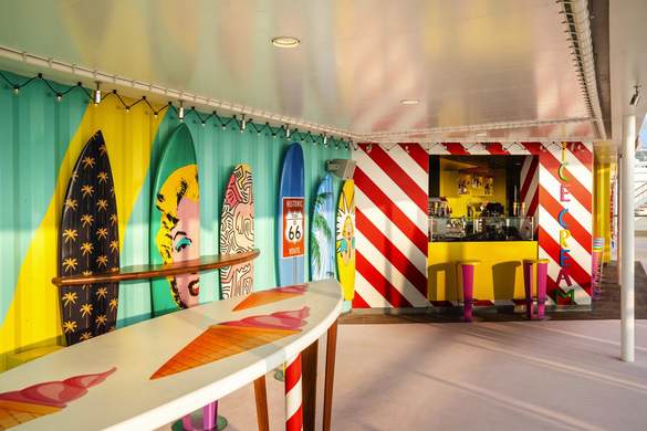 MSC Cruises MSC World Europa Surfers Bar - Ivan Sarfatti and MSC Rights 1.jpg